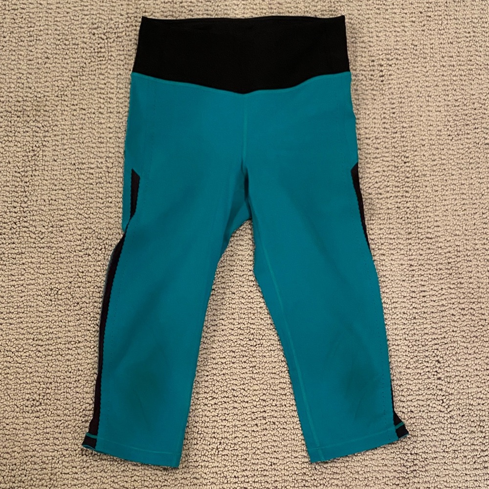 Lululemon Teal and Black Leggings
